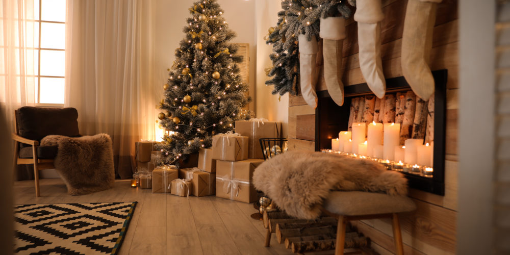 Step Up Your Holiday Home Decor 1 Keylo University - Holiday Home Decor - Lighting