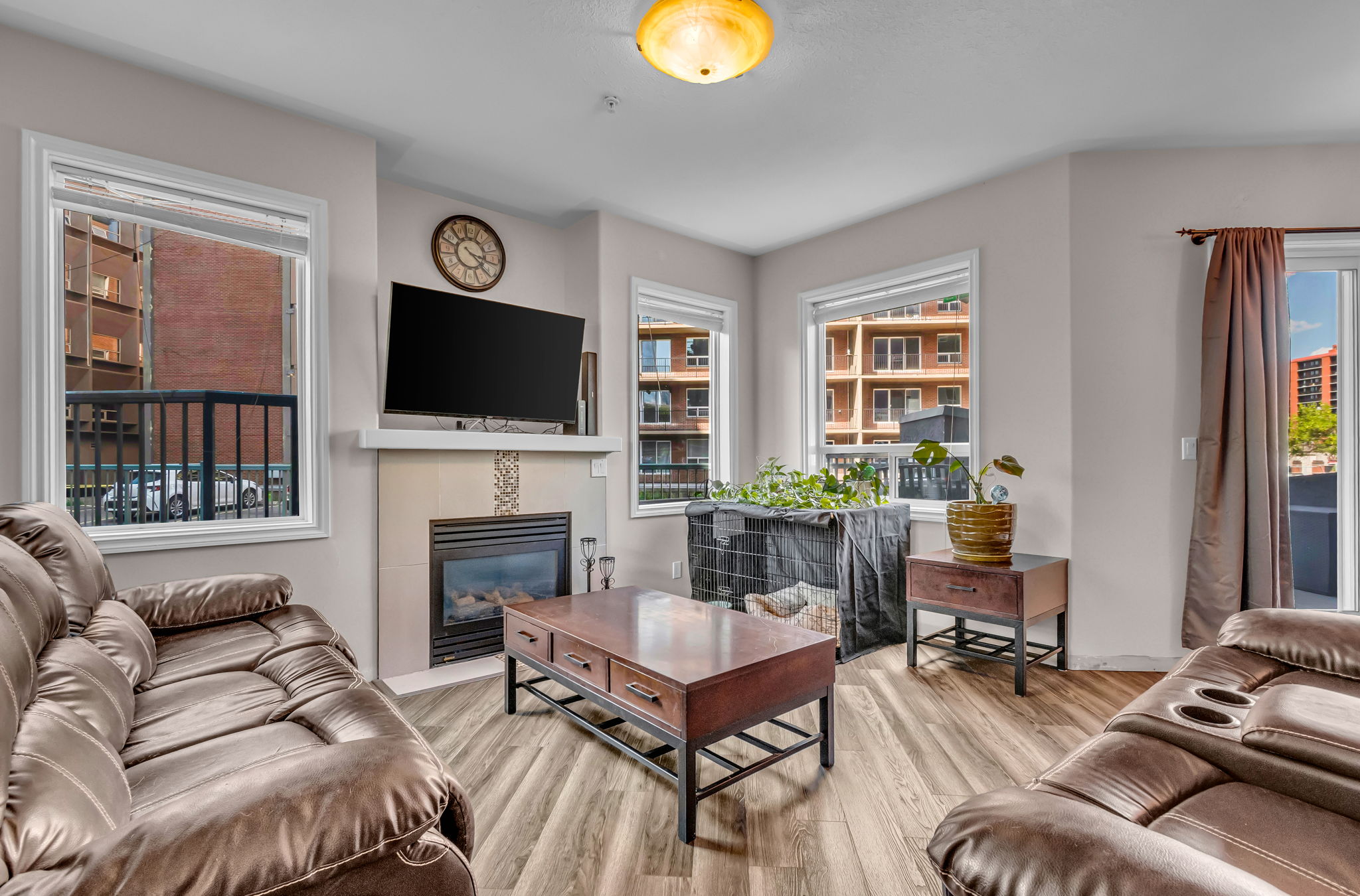 Condo interior or exterior